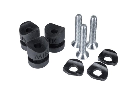 Basil MIK SIDE studs