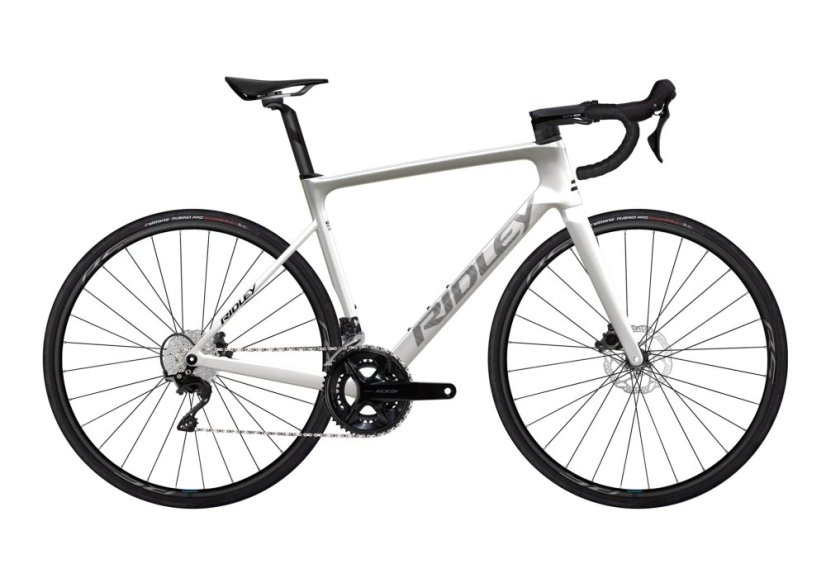 RIDLEY kolo FALCN 105 Pearl White/Silver/Black M - Veľkosť: M