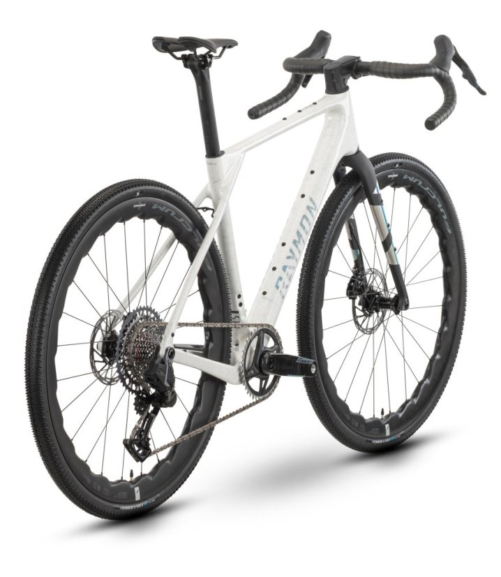 Gravel bicykel Raymon Soreno Ultimate karbón 2026 biely