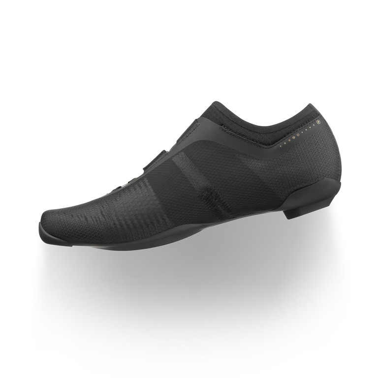 FIZIK TRETRY VENTO VEGA CARBON COAL BLACK-BLACK (VER1DMR1C1510) - Velikost: 36