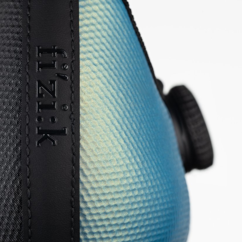 FIZIK TRETRY TEMPO DECOS CARBON IRIDISCENT - BLACK (TPR2BMR1C9910) - Velikost: 42