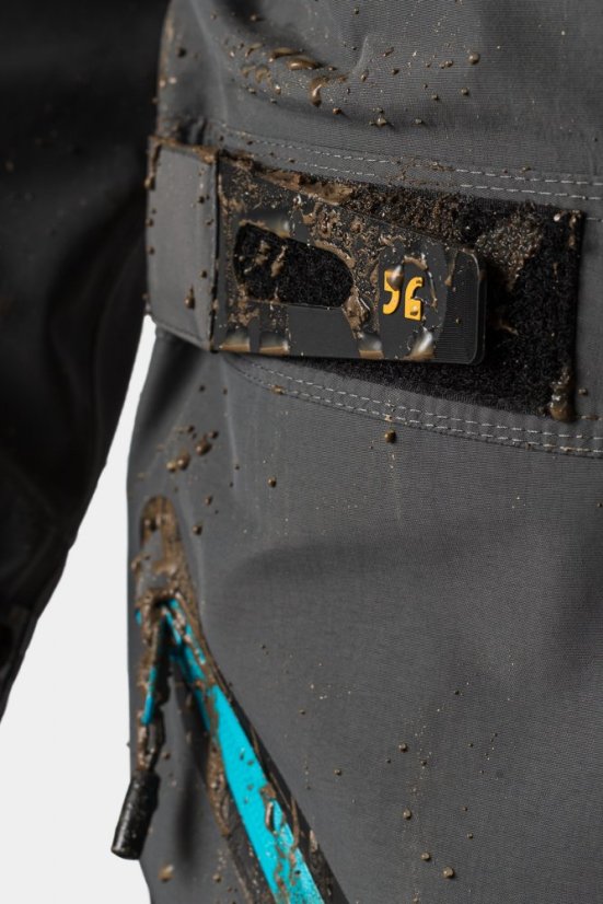 Voděodolná cyklistická kombinéza Dirtlej Dirtsuit SFD Edition Grey Blue