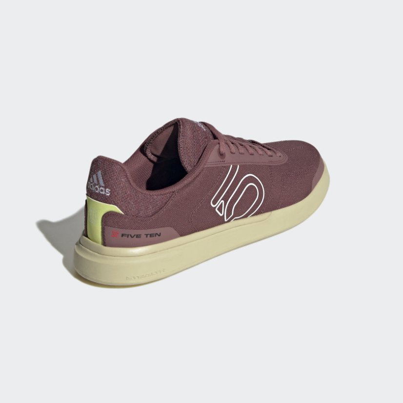 Buty rowerove Five Ten Sleuth DLX Canvas WMN Quiet Crimson - Rozmiar EU: 40 2/3