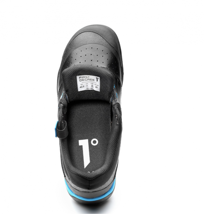 Cyklistické boty First Degree F1 - black/cyan