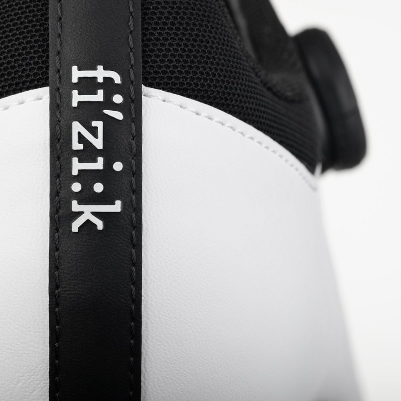 FIZIK TRETRY VENTO OMNA WIDE WHITE - BLACK (VER5BPW1K2010) - Veľkosť: 42