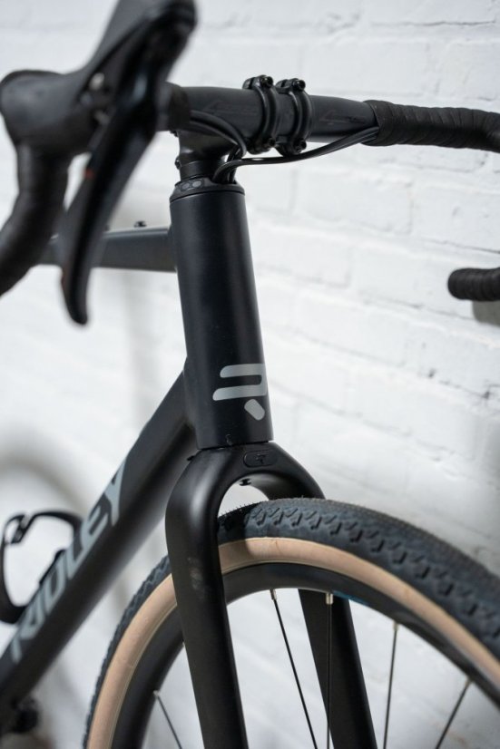 Gravel kolo RIDLEY KANZO ADVENTURE Alu GRX400 Black - Velikost: M