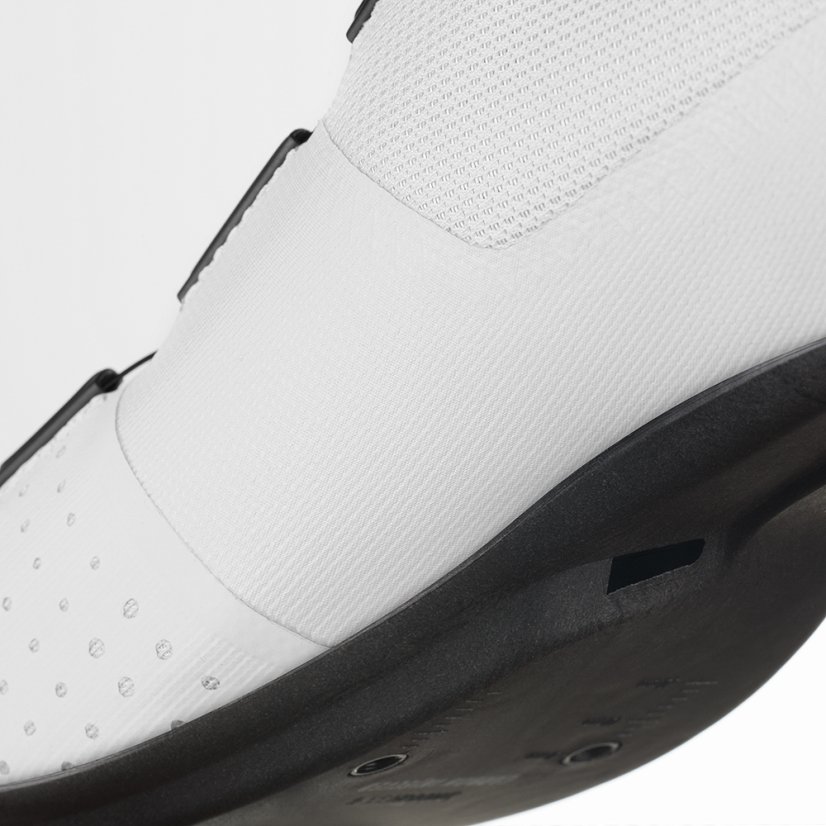 FIZIK TRETRY TEMPO OVERCURVE R4 WIDE WHITE - BLACK (TPR4OXW1K2010) - Velikost: 36