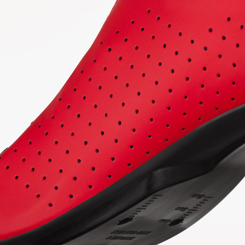 FIZIK TRETRY VENTO OMNA RED - BLACK (VER5BPR1K3010)