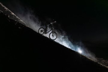 Nová krev v terénu: Jak jezdí řada Raymon Tarok s motory Avinox