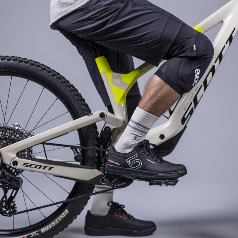 Evoc KNEE PROTECTOR LS FLEX LITE