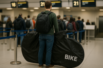 Cestování letadlem se silničním kolem - Evoc Road Bike Bag Pro ti to usnadní
