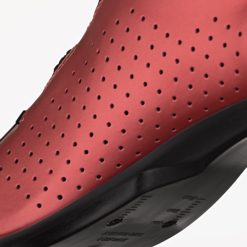 FIZIK TRETRY VENTO OMNA CHERRY - BLACK (VER5BPR1K3A10) - Velikost: 36