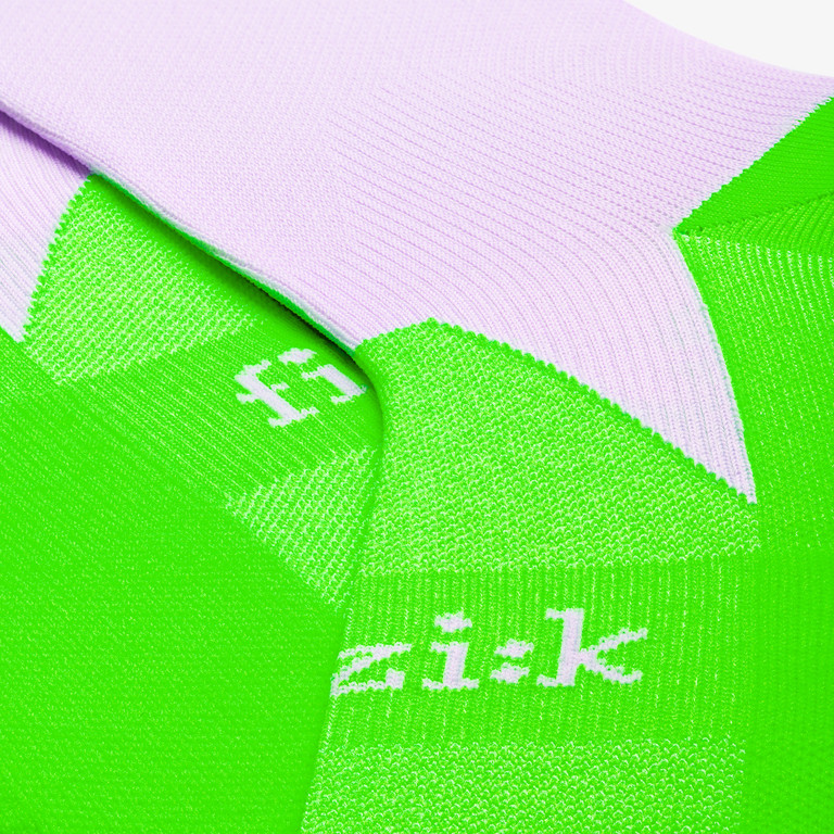 FIZIK PONOŽKY PERFORMANCE LILIAC/NEON GREEN (FZSOCKROA0385D)