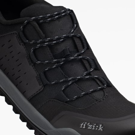 FIZIK TRETRY TERRA ERGOLACE X2 FLAT BLACK - BLACK (TEX2ETF1K1010) - Velikost: 42,5