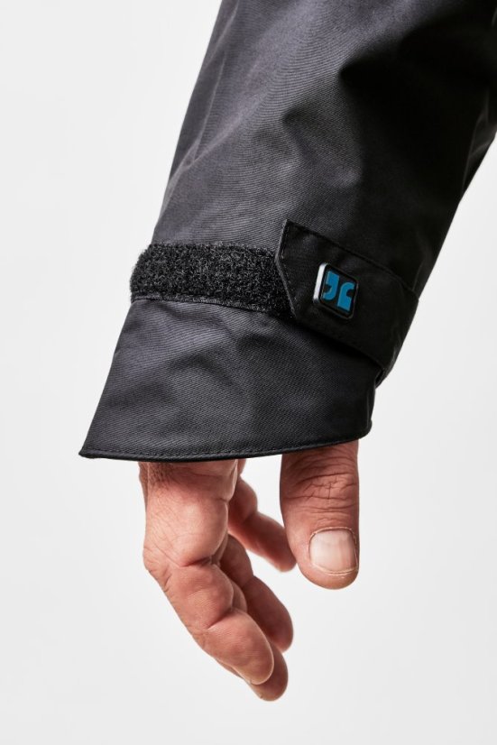 Voděodolná cyklistická kombinéza Dirtlej Dirtsuit Core Edition Blacklabel