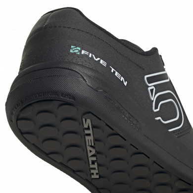 Cyklistické boty dámské Five Ten Freerider Pro W Core Black / Crystal White / Acid Mint - Velikost EU: 36 2/3