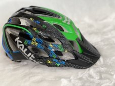 Cyklistická XC prilba Kali Protectives Amara, čierna, modrá, zelená